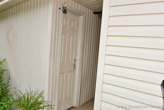 1409 N 5th St, Henryetta, OK 74437