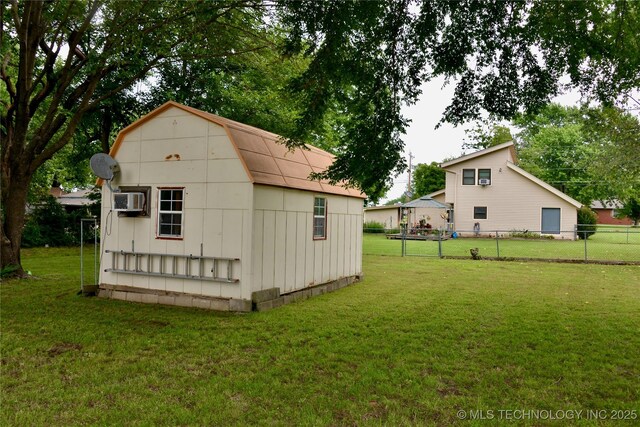 1409 N 5th St, Henryetta, OK 74437