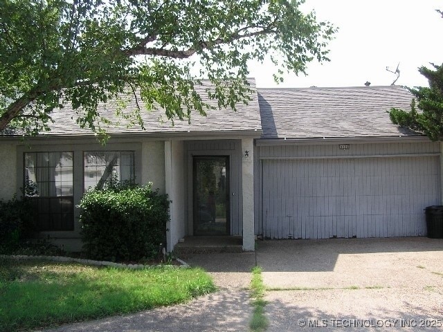 8228 S Jamestown Ave, Tulsa, OK 74137 - photo 1
