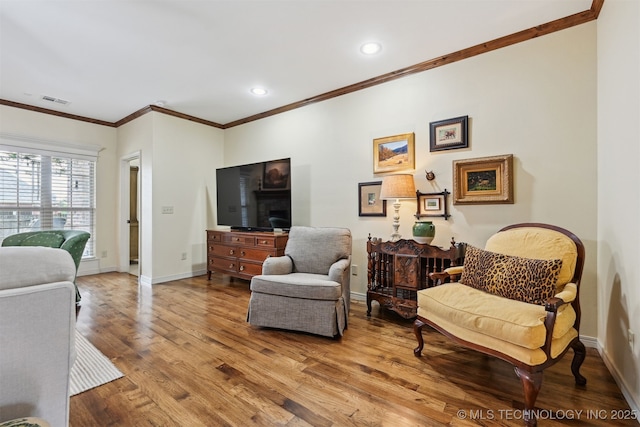 4733 S 167th E Pl, Tulsa, OK 74134 - living area with crown molding, light wood-type flooring, and recessed lighting