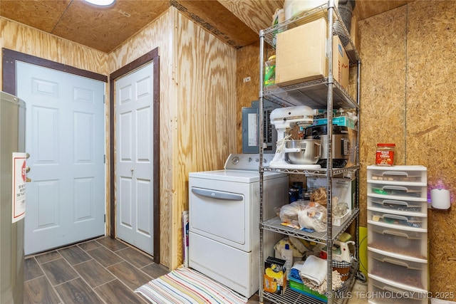 46367 County Road 553, Colcord, OK 74338 - washroom with washer / clothes dryer, electric panel, and electric water heater