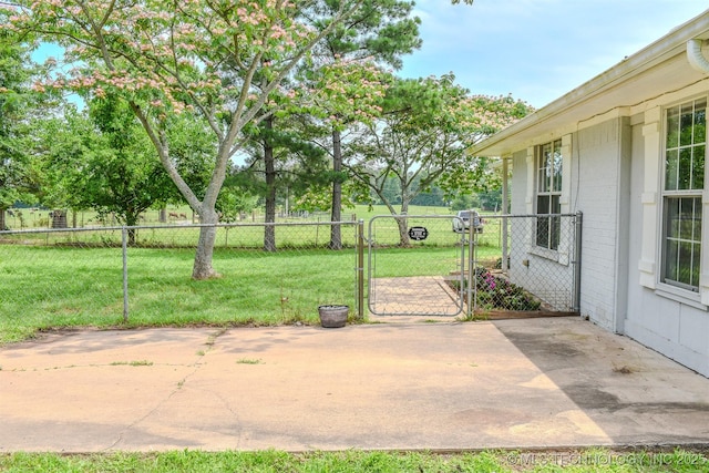 3180 E 2090th Rd, Hugo, OK 74743 - view of yard with a gate and a patio