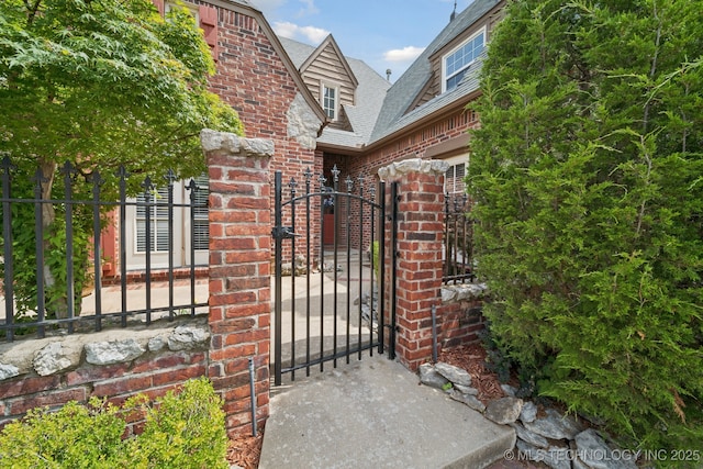 7721 E 101st Pl, Tulsa, OK 74133 - view of gate