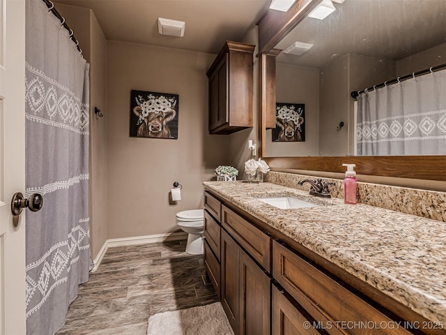 7616 E 84th St, Owasso, OK 74021 - bathroom with vanity and a shower with shower curtain