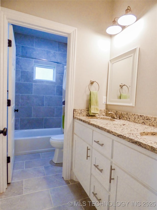 414467 E 1090th Rd, Checotah, OK 74426 - bathroom featuring double vanity and shower / bath combo
