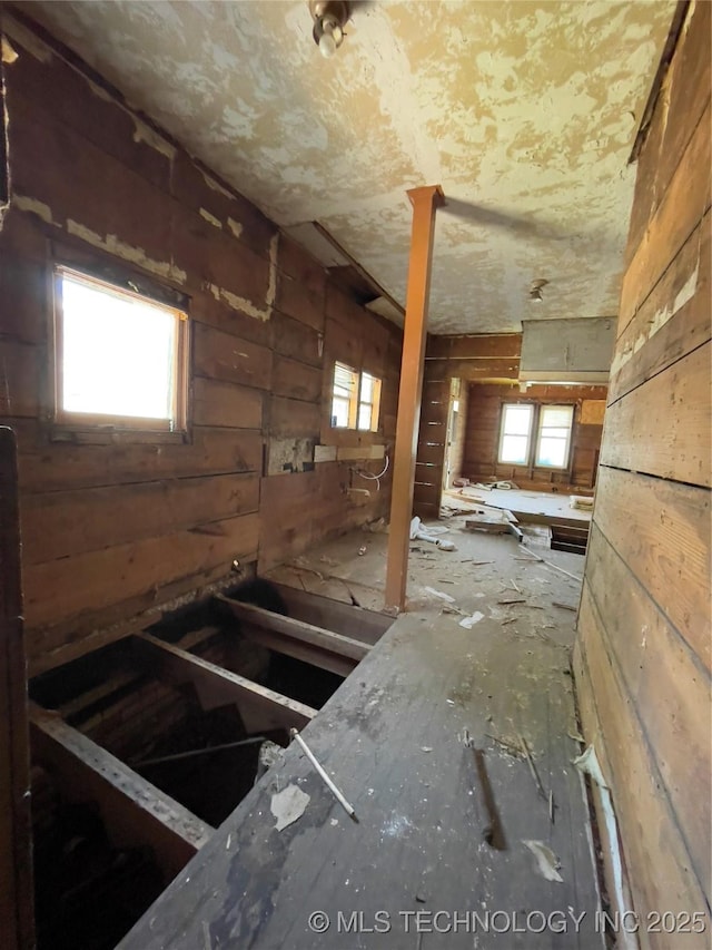 605 N Washington, Ardmore, OK 73401 - view of horse barn