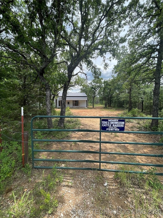 100 Myall Rd, Lone Grove, OK 73443