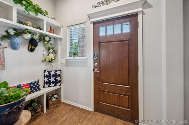 2402 W Kingsport Ct S, Broken Arrow, OK 74011 - mudroom featuring light wood-style flooring and baseboards