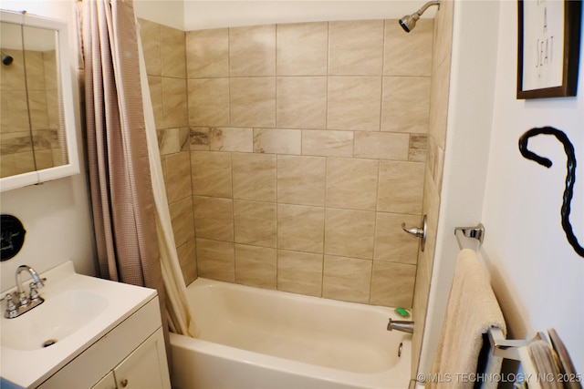 330 Kiamichi, Eufaula, OK 74432 - bathroom with shower / tub combo and vanity