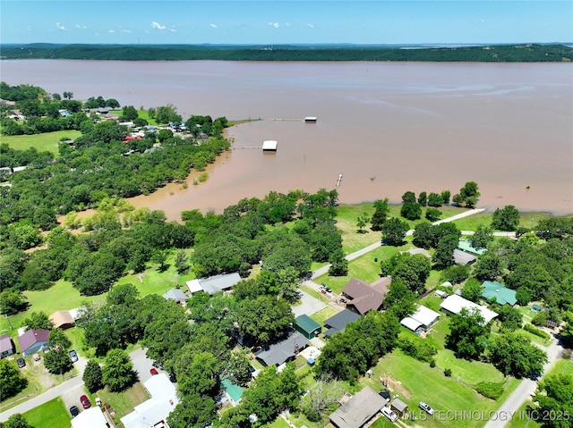 330 Kiamichi, Eufaula, OK 74432 - bird's eye view of a large body of water
