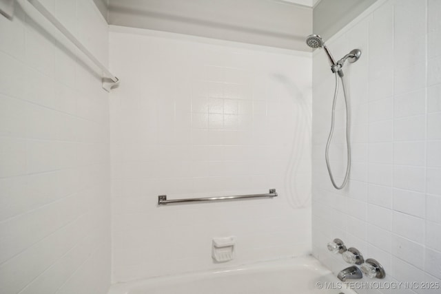 36516 Cramer Rd N, Mannford, OK 74044 - bathroom with shower / washtub combination