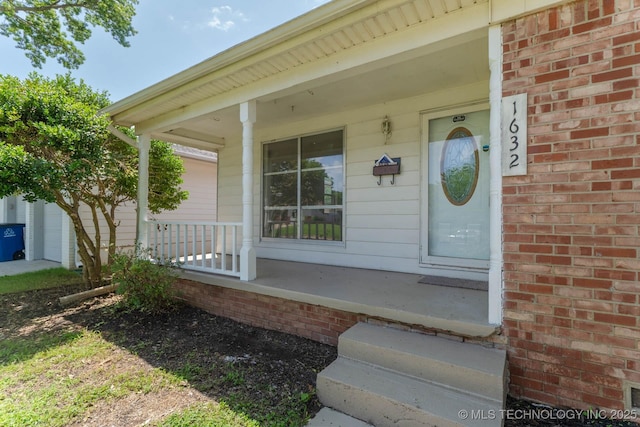 1632 E 55th Pl, Tulsa, OK 74105 - view of exterior entry featuring a porch