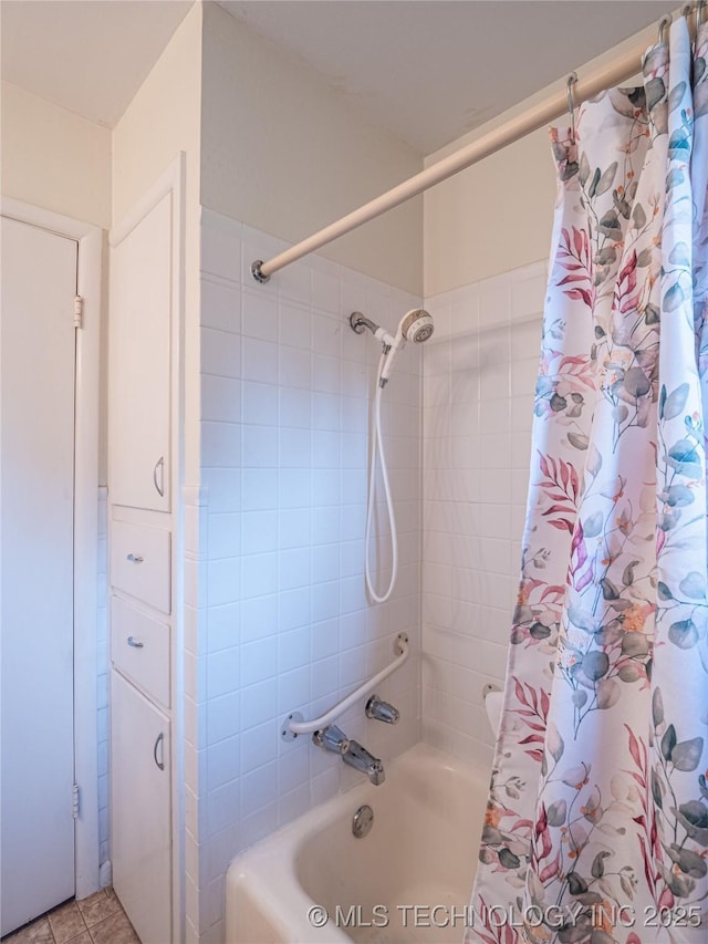 1508 E Seminole Ave, Mcalester, OK 74501 - full bathroom with shower / tub combo with curtain