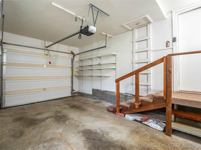 1508 E Seminole Ave, Mcalester, OK 74501 - garage featuring a garage door opener