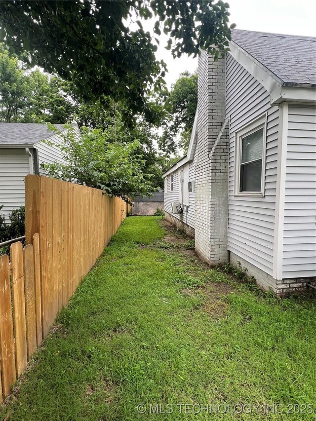 839 N New Haven Ave, Tulsa, OK 74115 - view of fenced backyard