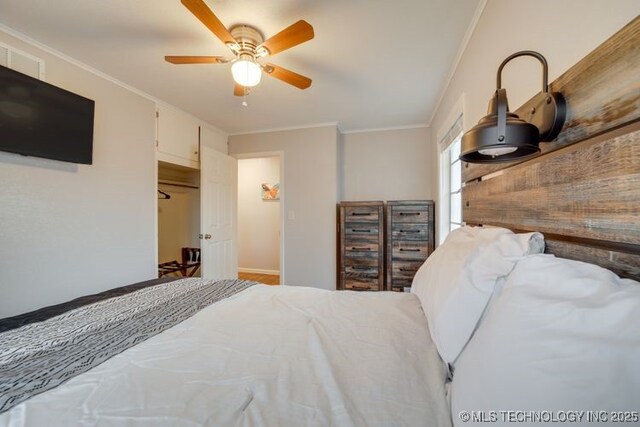 2441 S Norwood Ave, Tulsa, OK 74114 - bedroom featuring crown molding and a ceiling fan