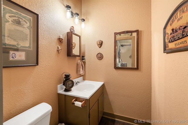 72878 S 230th Rd, Wagoner, OK 74467 - bathroom with vanity and toilet