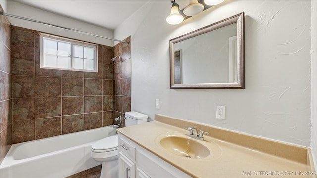 2974 E 77th Pl, Tulsa, OK 74136 - full bath with vanity and tub / shower combination