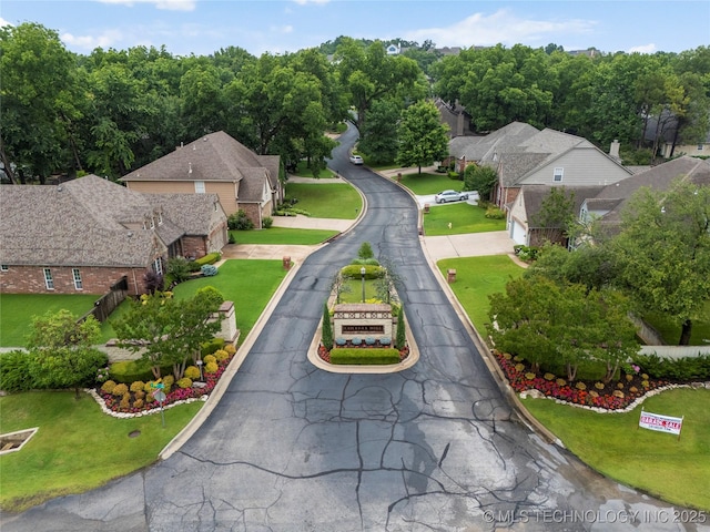 9034 S Maplewood Ave, Tulsa, OK 74137 - aerial perspective of suburban area