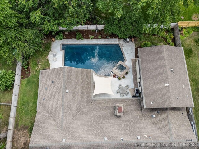 2962 E 56th Ct, Tulsa, OK 74105 - view of subject property featuring a pool