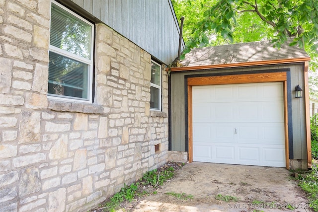 812 N Delaware Pl, Tulsa, OK 74110 - view of garage