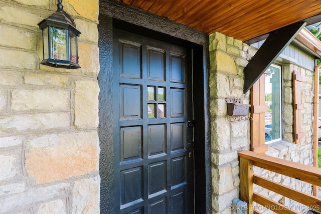 812 N Delaware Pl, Tulsa, OK 74110 - entrance to property featuring stone siding