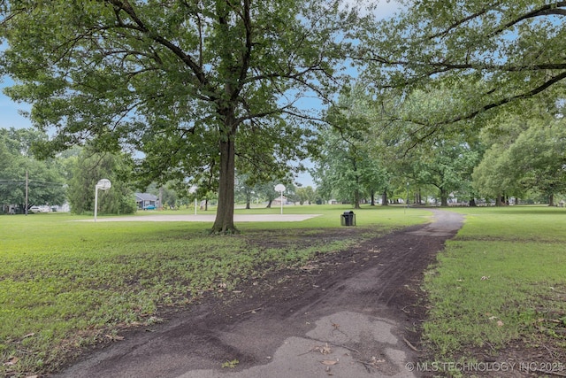 2820 W Okmulgee, Muskogee, OK 74401 - view of street