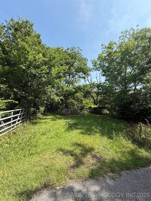 612 Nelson Ave, Henryetta, OK 74437