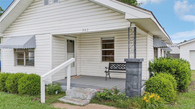 702 E Elgin Pl, Broken Arrow, OK 74012 - view of front facade featuring a wooden deck