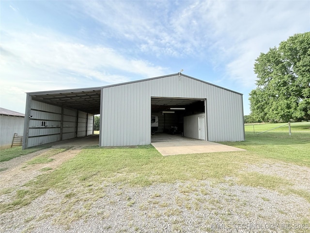 1604 N 2nd Ave, Warner, OK 74469 - view of pole building
