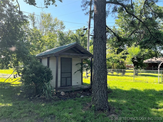619 W 4th St, Skiatook, OK 74070 - view of outdoor structure