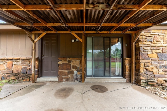 816 N Birch St, Jenks, OK 74037 - entrance to property featuring stone siding
