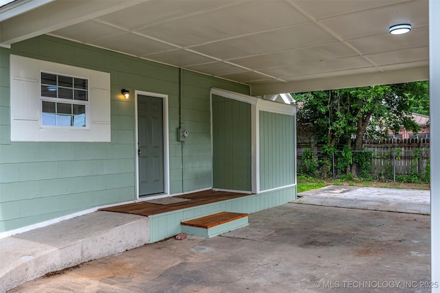 211 N 3rd St, Davis, OK 73030 - doorway to property