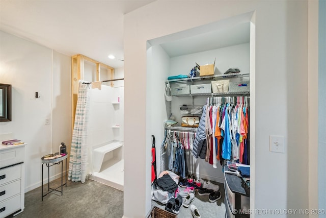 5499 S 4240th Rd, Chelsea, OK 74016 - view of closet