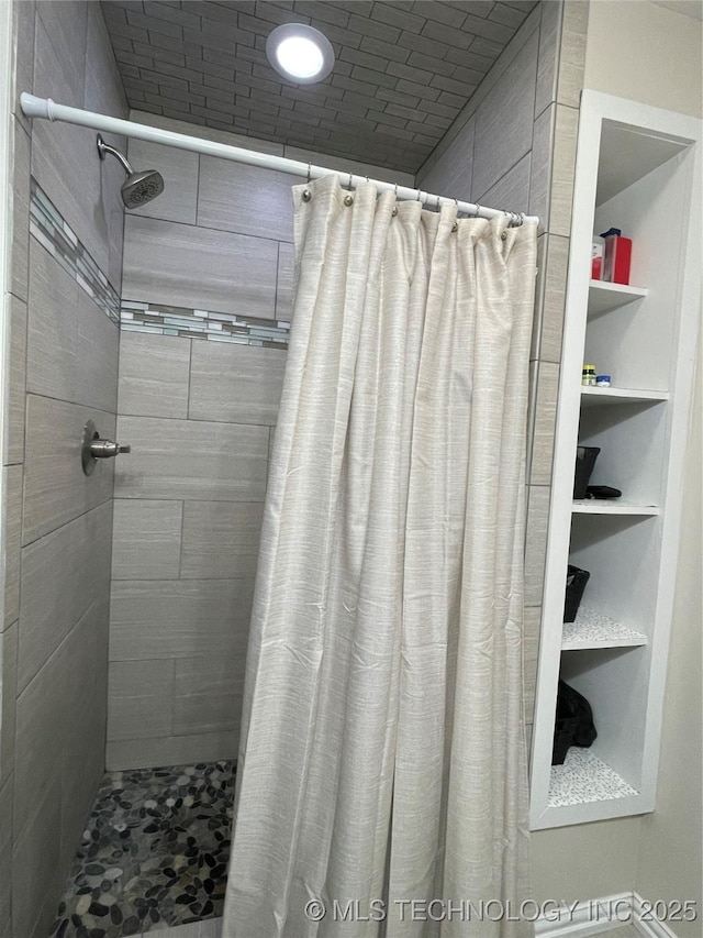 3800 S Narcissus Ave, Broken Arrow, OK 74011 - full bath with a tile shower