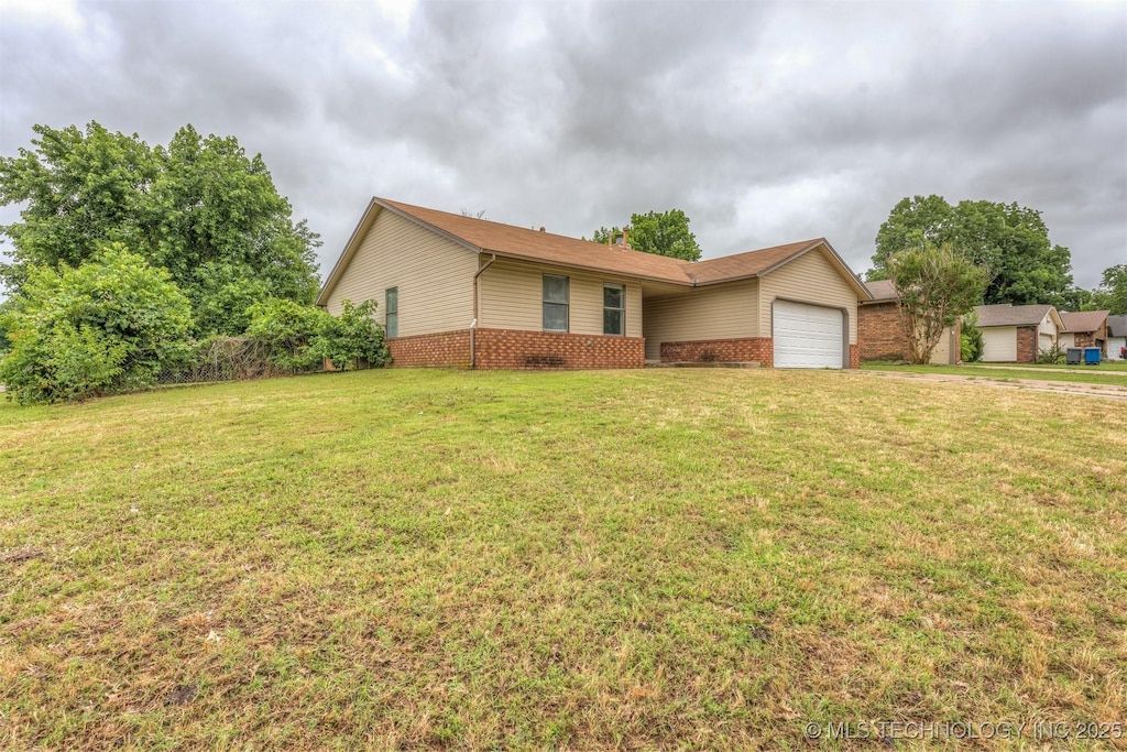 9207 S 92nd E Ave, Tulsa, OK 74133 - photo 1