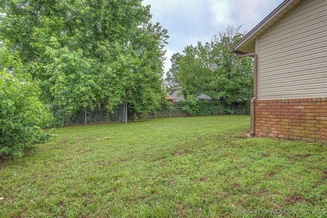 9207 S 92nd E Ave, Tulsa, OK 74133 - view of yard