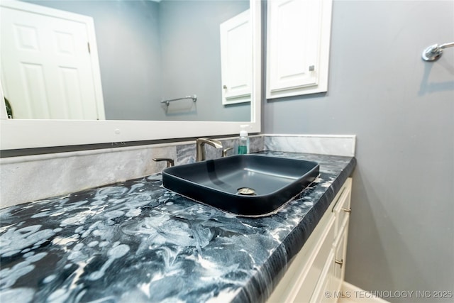 7224 NW 102nd, Oklahoma City, OK 73162 - bathroom featuring vanity