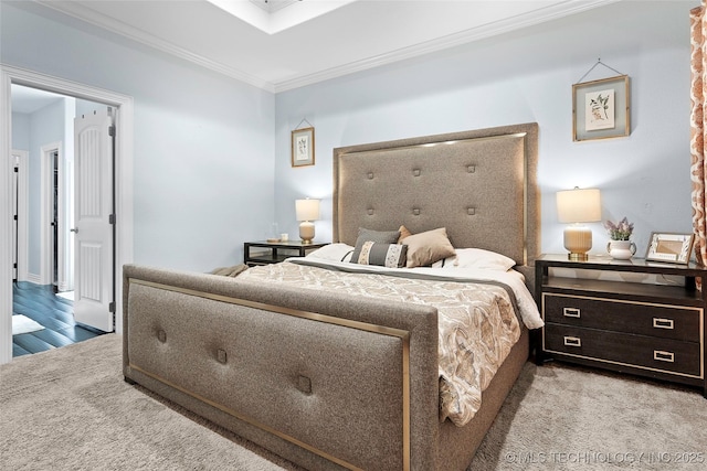 303 Hidden Path, Ardmore, OK 73401 - bedroom with carpet floors and ornamental molding