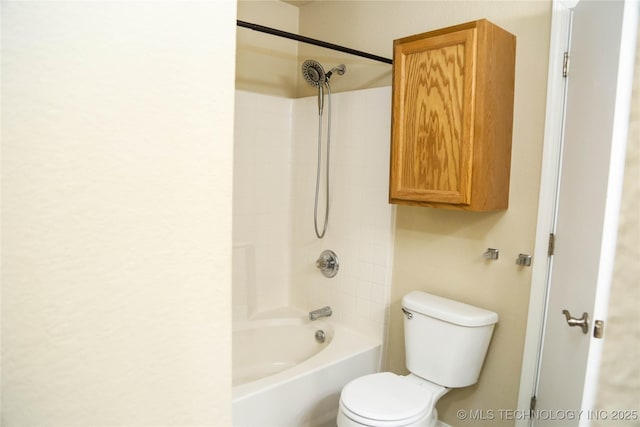 614 S Seminole St, Skiatook, OK 74070 - full bath featuring toilet and  shower combination