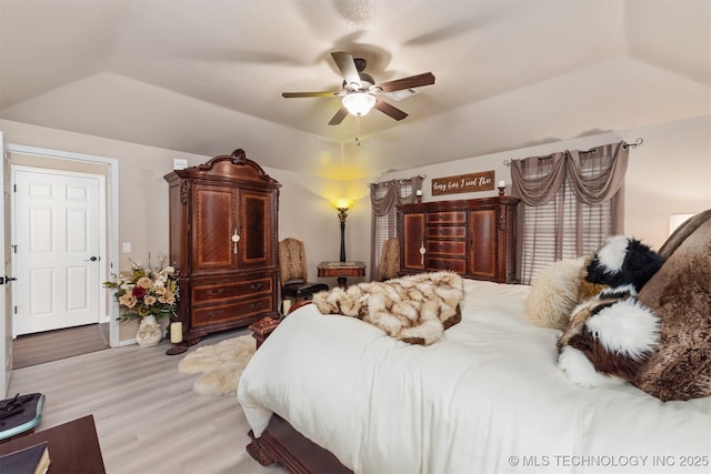 20672 E Kambrie St, Inola, OK 74036 - bedroom featuring lofted ceiling, wood finished floors, and a ceiling fan