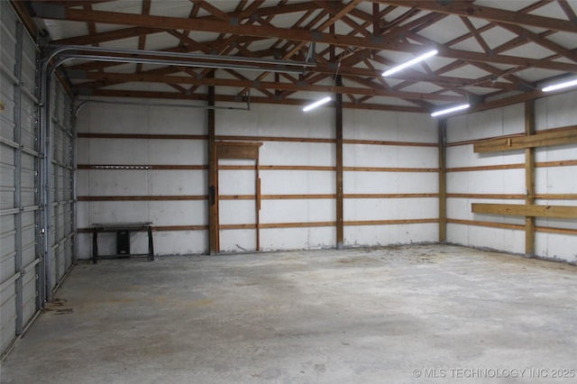 2148 E Wise Rd, Mcalester, OK 74501 - view of garage