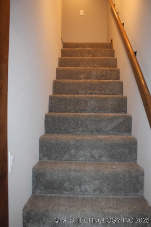 2148 E Wise Rd, Mcalester, OK 74501 - view of stairs