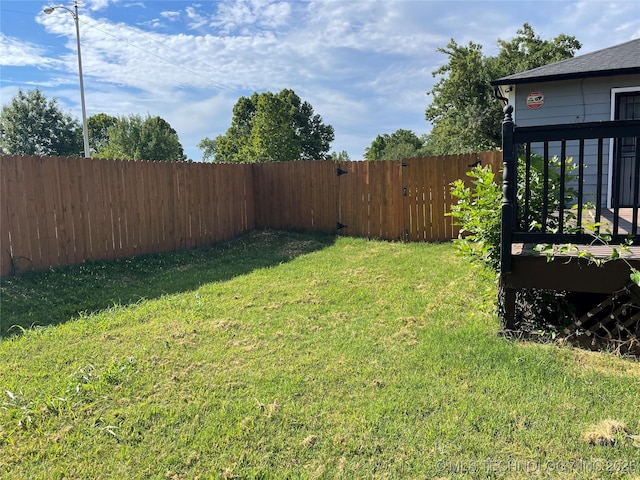 204 E 46th St, Tulsa, OK 74105 - view of fenced backyard