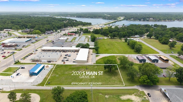 S Main St, Grove, OK 74344