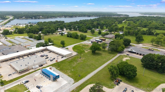 S Main St, Grove, OK 74344