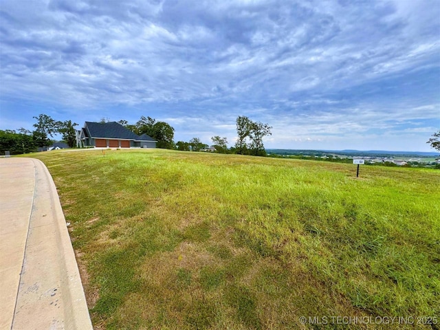 777 Ridgeview Dr, Tahlequah, OK 74464