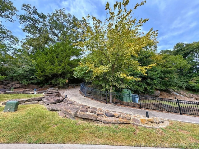 777 Ridgeview Dr, Tahlequah, OK 74464