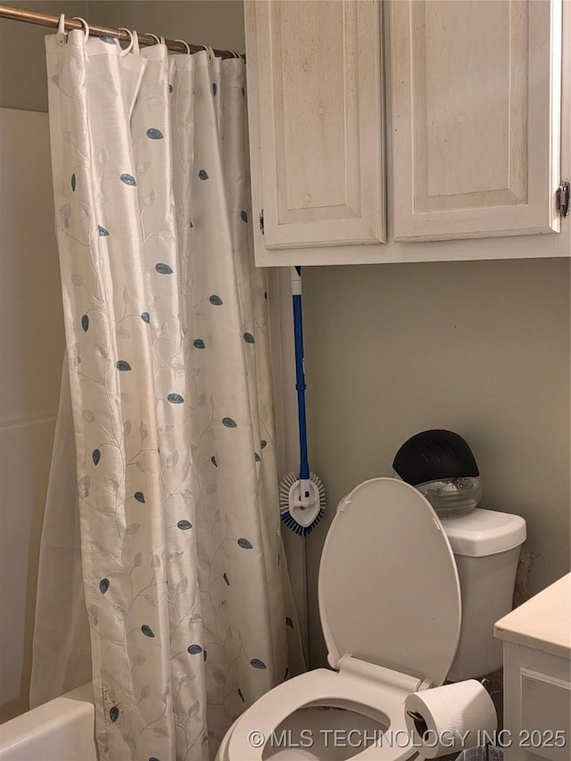 14177 E 590th Rd S, Inola, OK 74036 - full bath with shower / bath combination with curtain and vanity