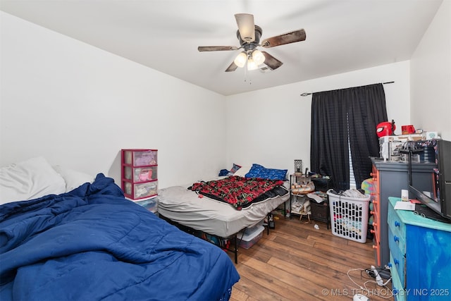 30103 S 4210th Rd, Inola, OK 74036 - bedroom with hardwood / wood-style flooring and ceiling fan